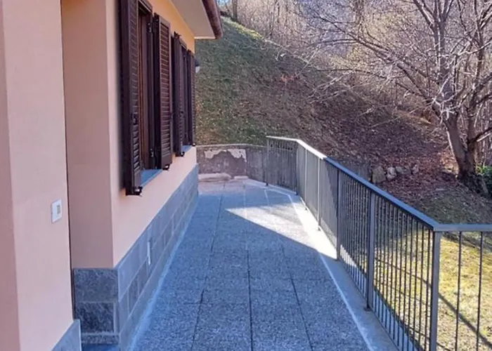 Casa Laura Zona Bellagio Апартаменты *